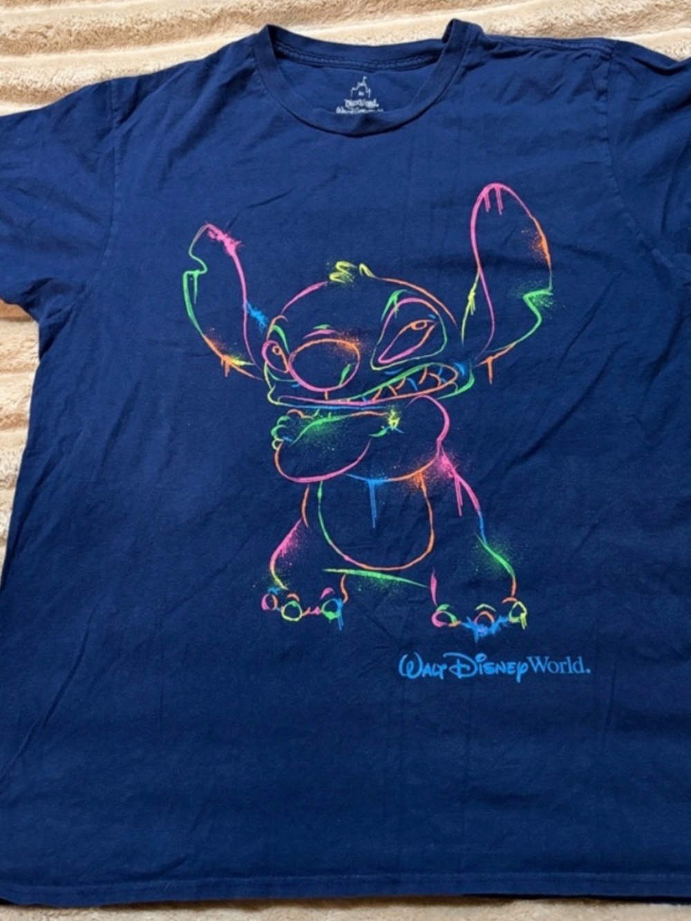 🎨 Disney Parks Stitch Neon Graffiti Tee | Size Medium 🎨